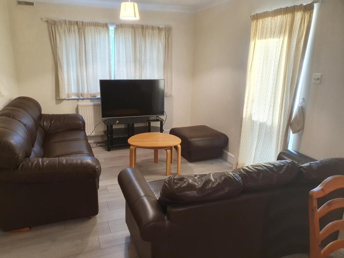 Вилла Elegant House 10 Minutes Walk To Wembley Stadium Лондон Экстерьер фото